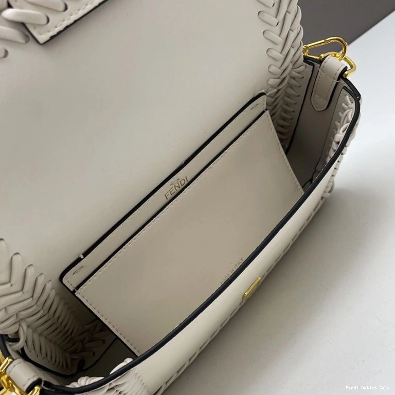 Cheap In Baguette Medium Stitching Bag Fendi Leather White 0816